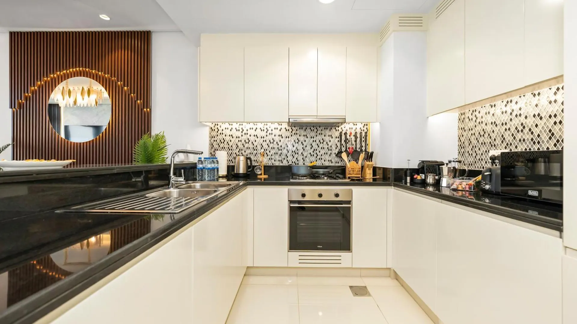 Stunning 2Br With Burj View & Infinity Pool Apartment Dubai United Arab Emirates