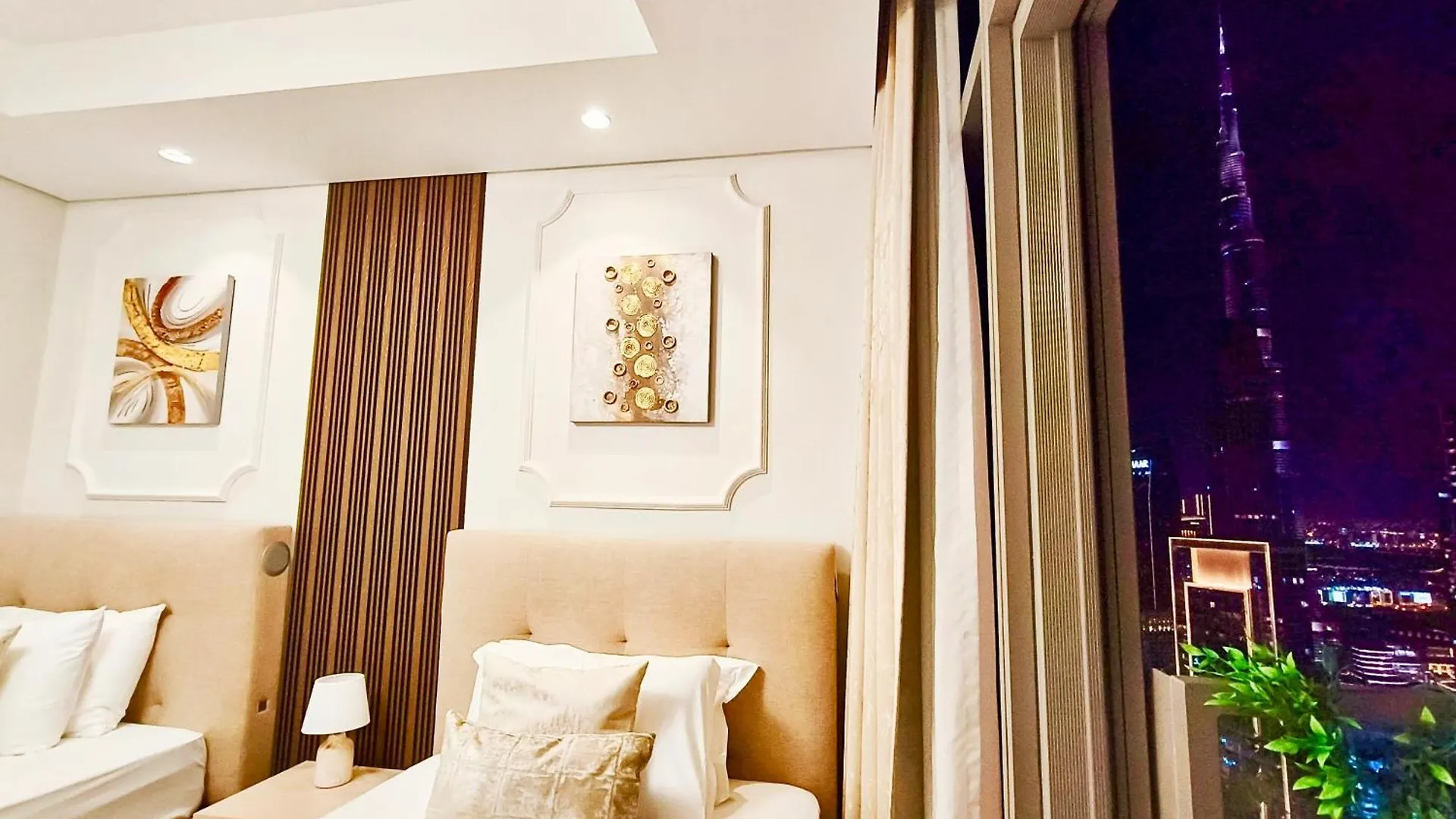 Stunning 2Br With Burj View & Infinity Pool Apartment Dubai
